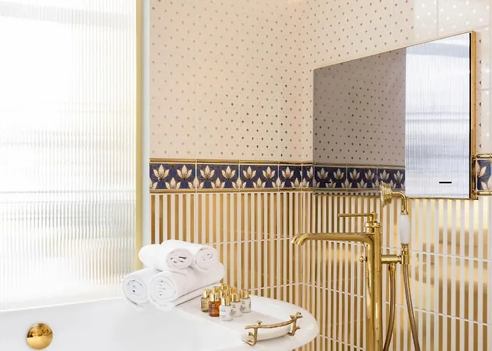 The Angelina - Champs Elysees Daire Paris