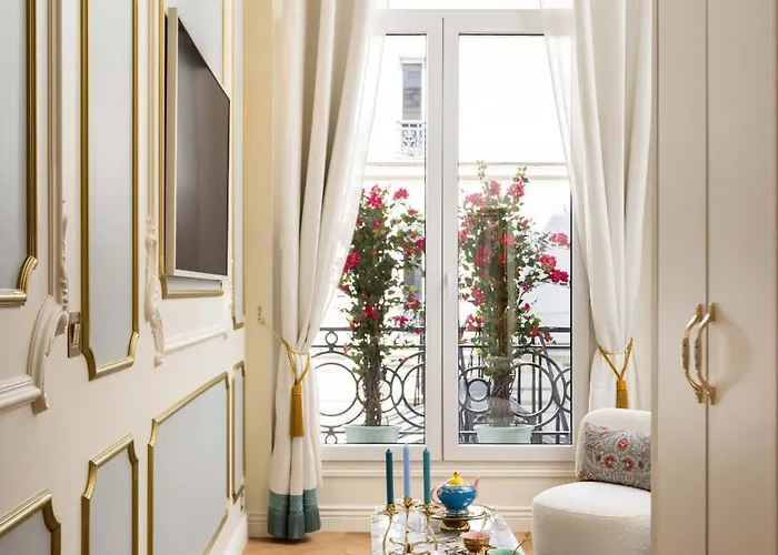 The Angelina - Champs Elysees Paris